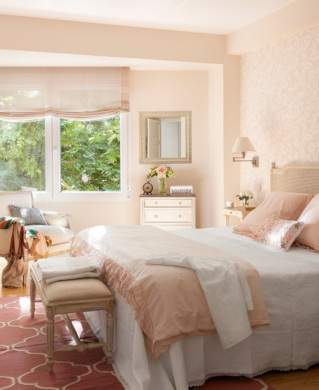Mẫu phòng ngủ hiện đại với gam hồng đào kẹo ngọt
